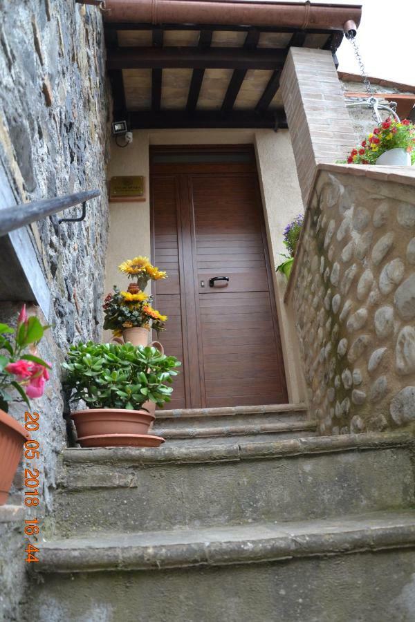 Feudi Spada Casa Vacanze ออร์เวียโต ภายนอก รูปภาพ
