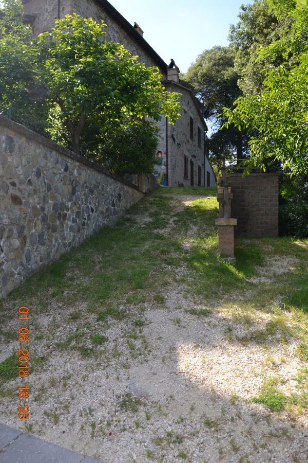Feudi Spada Casa Vacanze ออร์เวียโต ภายนอก รูปภาพ